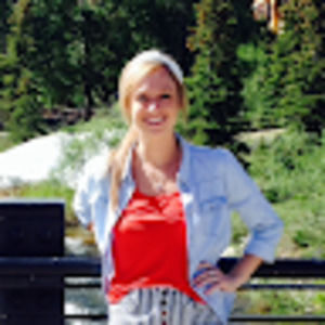 Meet your Posher, Laura